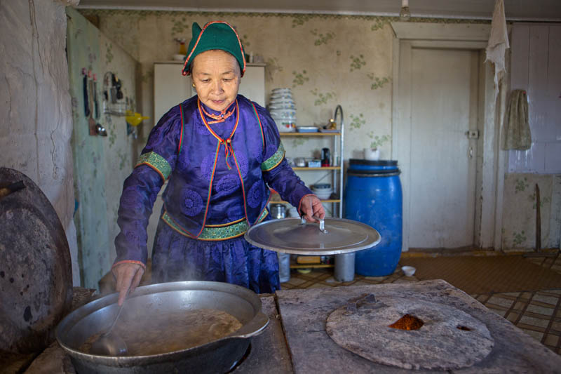 mongolian food 